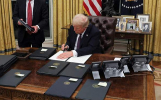 Дональд Трамп подписал указ об отмене санкций против Сирии