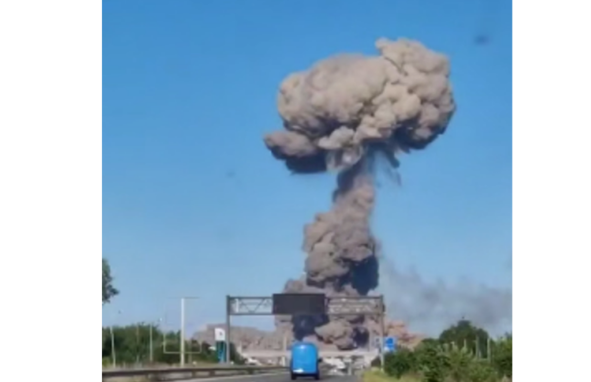 ОВА: на трассе в Житомирской области произошло два взрыва – есть погибшие, граждан просят закрыть окна