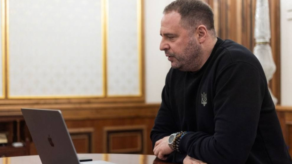 Єрмак на фоні новин про постачання зброї обговорив із Конгресом закупівлю комплексів ППО у США