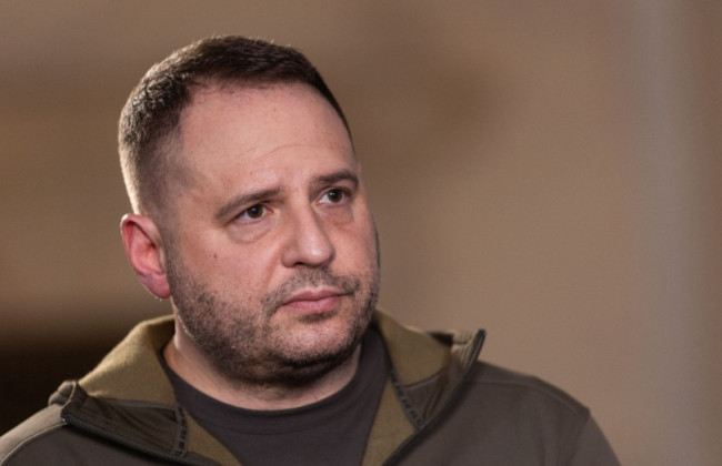 Андрій Єрмак порадив українцям менше рефлексувати «на гучні заголовки про оборонку»