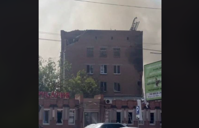 РФ вдарила по будівлі ТЦК у Полтаві, є загиблі та поранені, – Сухопутні війська