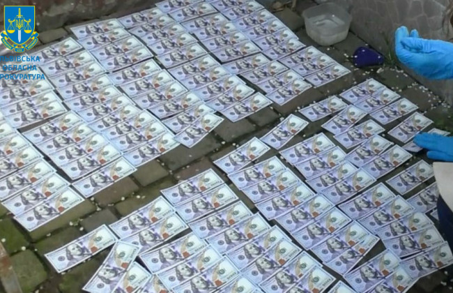$13500 за «квиток» через кордон — на Львівщині затримали ділка