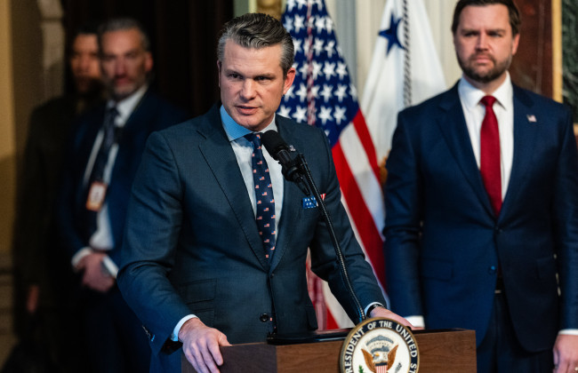 Рішення про призупинення поставок зброї Україні ухвалив очільник Пентагону Піт Гегсет — NBC