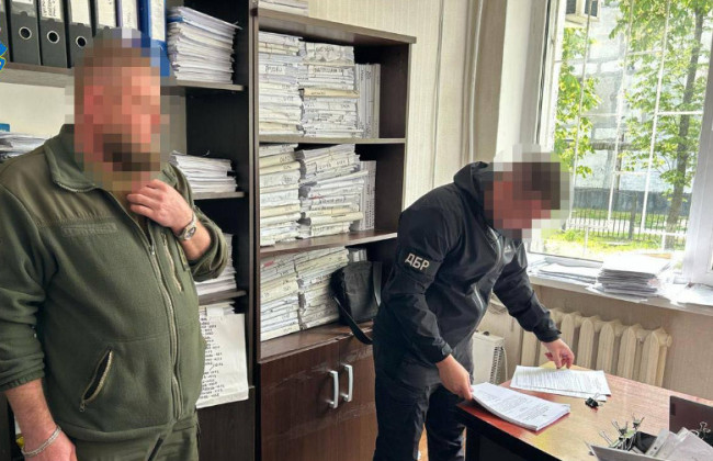 Выплатил подчиненной 1,7 млн грн «боевых» — будут судить командира батальона