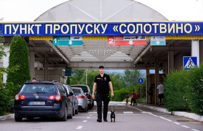 На Закарпатті змінять порядок пропуску транспорту через один із пунктів пропуску до Румунії