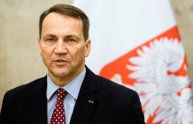 Консульство Польши повреждено во время российского удара по Киеву – Радослав Сикорский