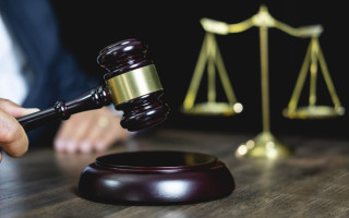 Подвійне вбивство під час застілля — на  Київщині чоловік застрелив подружжя із рушниці
