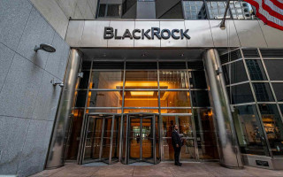 BlackRock приостановила привлечение инвесторов в фонд восстановления Украины из-за неопределенности Трампа