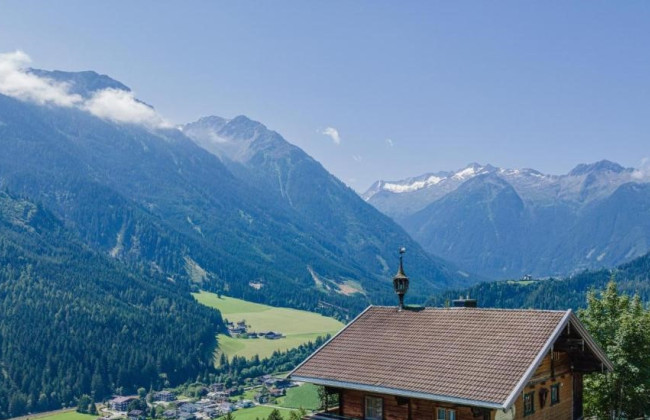 В Альпах разбился небольшой самолет из Германии – есть погибшие