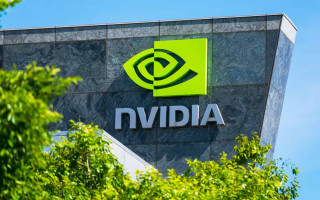 NVIDIA обогнала Apple и Microsoft – компания стала самой дорогой компанией мира с капитализацией $3,92 трлн