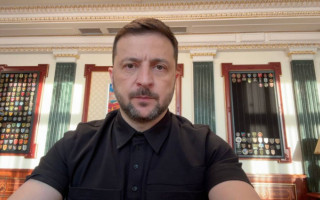 Володимир Зеленський анонсував спеціальну нараду з послами України та назвав очікування