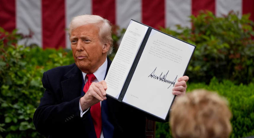 Трамп ввел 25% пошлины на товары из Японии и Южной Кореи