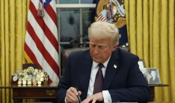 Трамп отложит повышение тарифов для стран ЕС до 1 августа