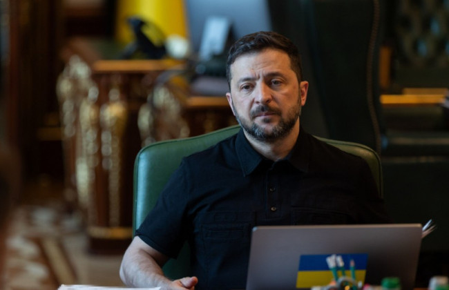 Зеленский провел разговор с Киром Стармером — обсудили финансирование для производства дронов