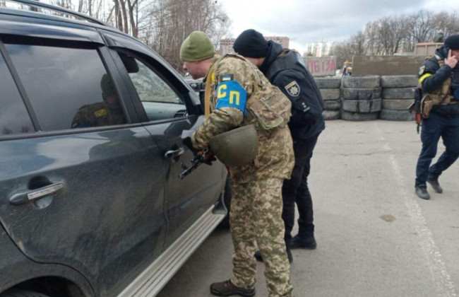 Депутати пропонують встановити у КУпАП порядок перевірки документів на право керування військовими авто і огляду водіїв на стан сп’яніння