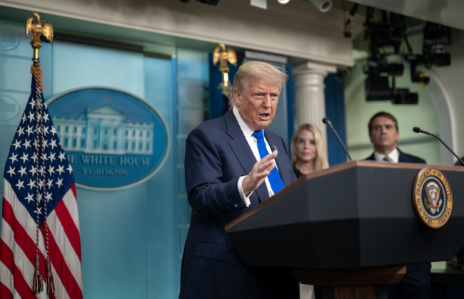 Мы собираемся отправить еще оружие в Украину, особенно для защиты, — Трамп