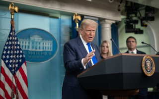 Мы собираемся отправить еще оружие в Украину, особенно для защиты, — Трамп
