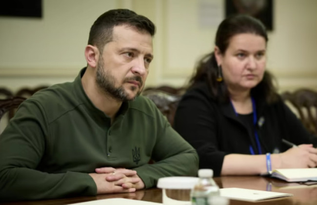 Зеленский сообщил Маркаровой о намерении ее уволить и предложил остаться в команде — СМИ