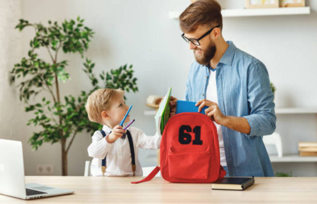 В Правительстве объяснили, зачем выдают 5 тысяч гривен на подготовку первоклассников к школе