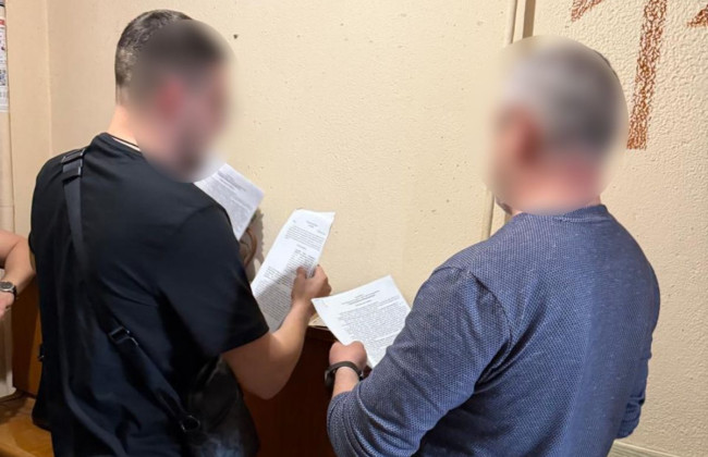 Ноутбуки «по-королівськи» – посадовець УДЦР переплатив 5 млн з бюджетних грошей