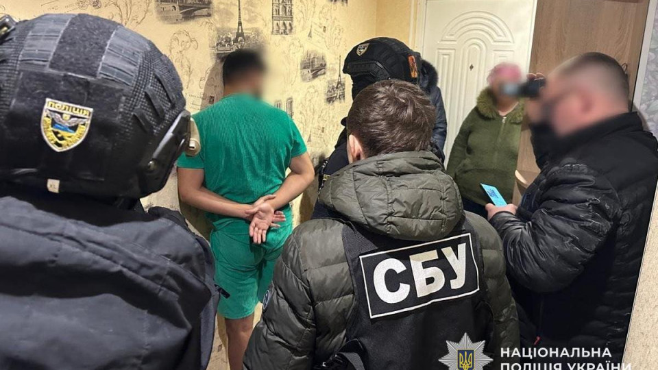 Наживалися на горі – судили шахраїв, які видурили 5 мільйонів у родин військових