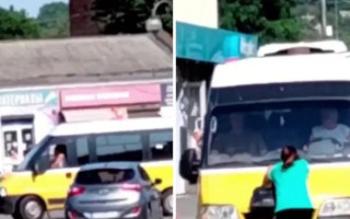 В Харьковской области женщина бросалась на автомобиль с мобилизованным сыном, а потом потеряла сознание — реакция ТЦК