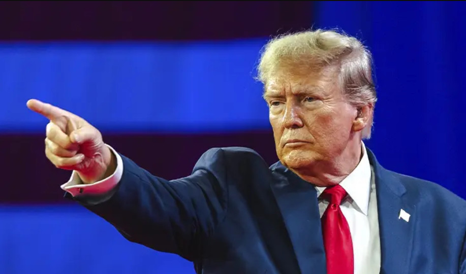 Дональд Трамп угрожал Путину разбомбить Москву — CNN опубликовал аудиозапись