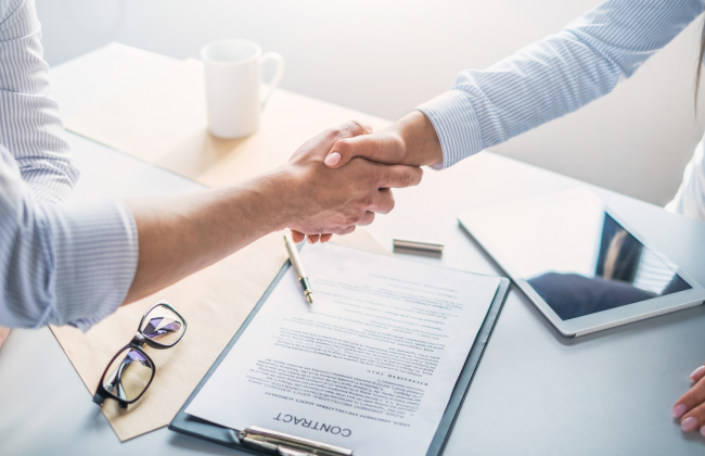 Чи можна працювати на кількох підприємствах одразу — що каже законодавство