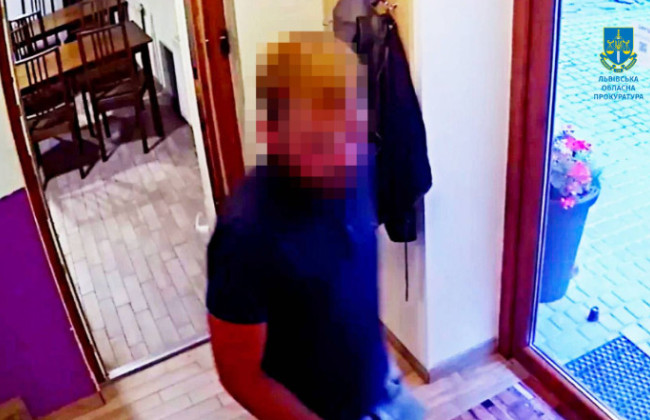 Во Львове будут судить мужчину, который украл более полумиллиона гривен у матери погибшего солдата