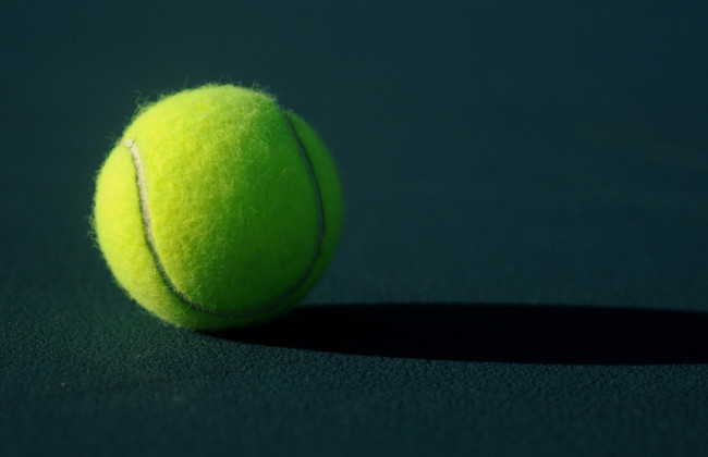 У Лівані вдова знайшла $50 тисяч, які покійний чоловік заховав у тенісних м’ячах — хоча тенісу не любив