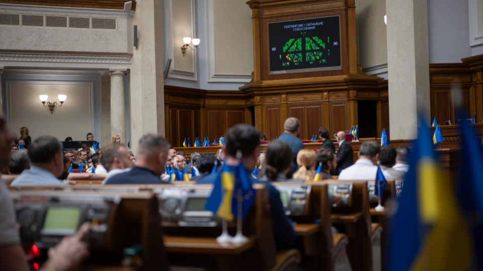 На виборах народних депутатів пропонується посилити гендерну рівність – законопроект про зміни до Виборчого кодексу