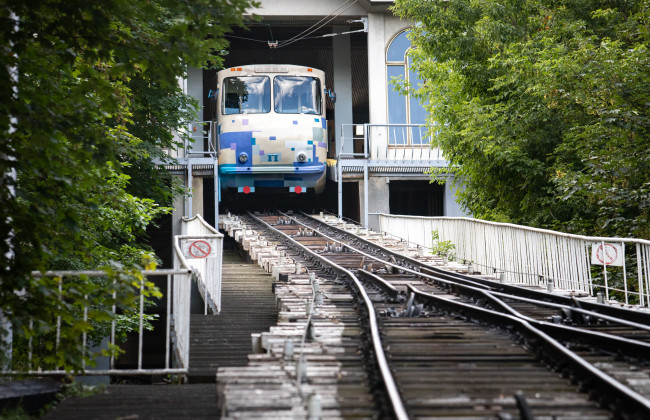 Киевский фуникулер закроют на месяц на ремонт