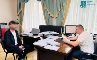 В Киеве разоблачили дельцов, которые за $2600 обещали помочь с получением повестки на ВВК с отсрочкой