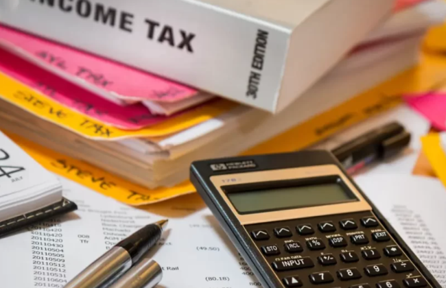 Как засчитываются средства в счет погашения налогового долга и пени по нему – разъяснение