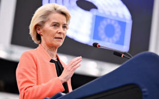 Урсула фон дер Ляєн відреагувала на анонсовані Трампом 30% мита на товари з ЄС