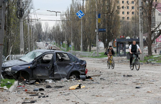 Госслужащие, пострадавшие от обстрелов, могут получить денежную помощь: какие суммы предусмотрены