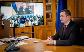 За кордоном будуватимуть мережі центрів єдності українців, що сприятимуть їх поверненню – Кабмін погодив пропозицію Мін’єдності