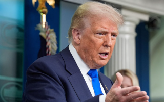 Трамп заявил, что США введут пошлины до 100% для РФ, если в течение 50 дней не будет мирного соглашения