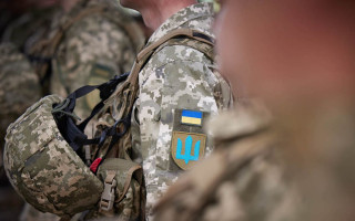 Зеленский внес в Раду законопроекты о продлении военного положения и мобилизации