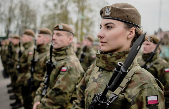 В Польше разошлют 235 тысяч повесток — на ВВК будут вызывать даже женщин и людей 50+