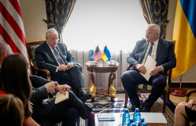 Андрій Сибіга провів зустріч зі Кітом Келлогом — про що говорили