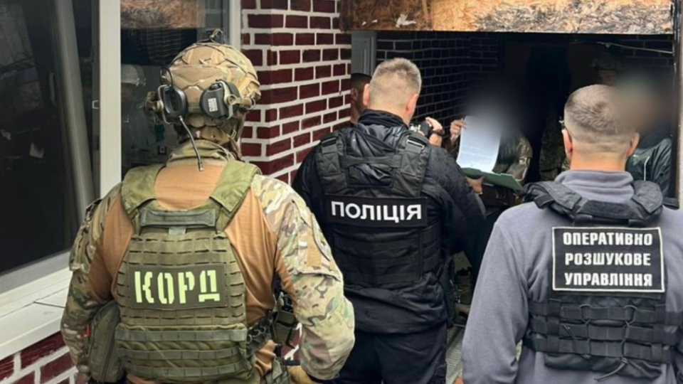 12 тисяч доларів за втечу — на Закарпатті затримали організатора схеми переправлення військовозобов’язаних