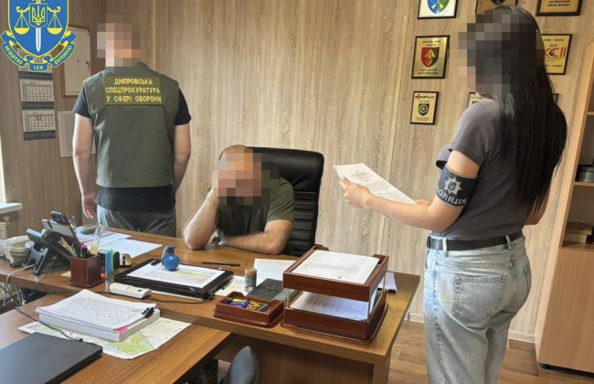 Начальник штаба и сержант ВСУ подозреваются в мошенничестве и уклонении от службы