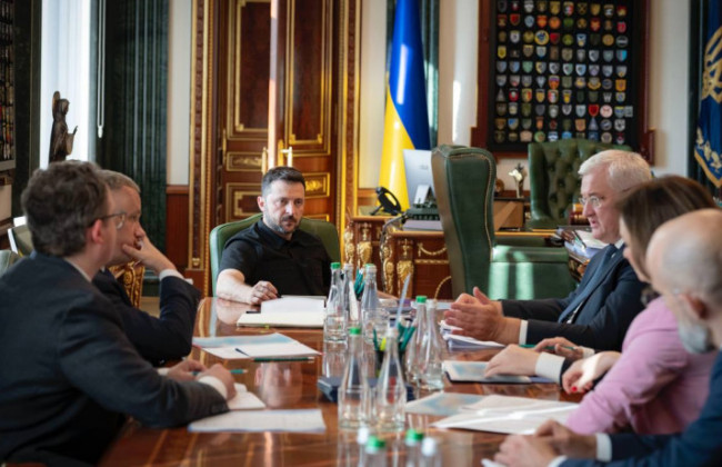 Зеленский провел совещание с украинскими дипломатами — что обсуждали