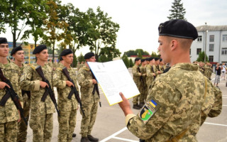 Военнослужащие 18-25 лет смогут учиться без отрыва от службы – депутаты рассмотрят законопроект