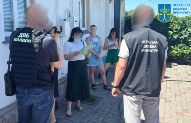 На Черкащині викрили ділка, який за гроші обіцяв «допомогу» в оформленні водійського посвідчення