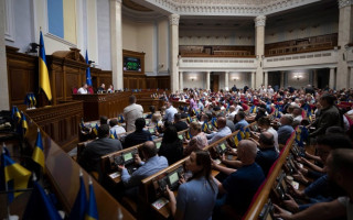 Верховная Рада вернула обязательную военную подготовку для студентов-медиков и фармацевтов