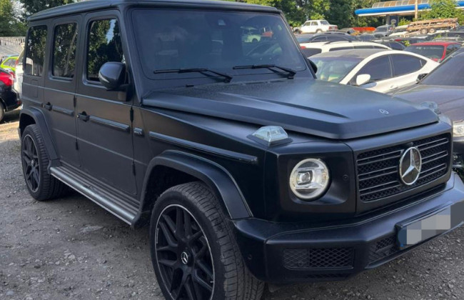 Оформил «гелик» на мать — Верховный Суд подтвердил законность конфискации авто чиновника миграционной службы из Одесской области