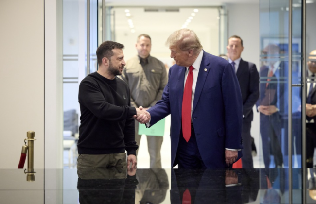 Трамп во время разговора с Зеленским заявил, что Украине нужно перейти в наступление — WP