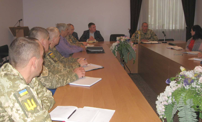 Уряд вирішив підсилити комісії з перевірки дотримання бізнесом військового обліку податківцями і представниками Держпраці